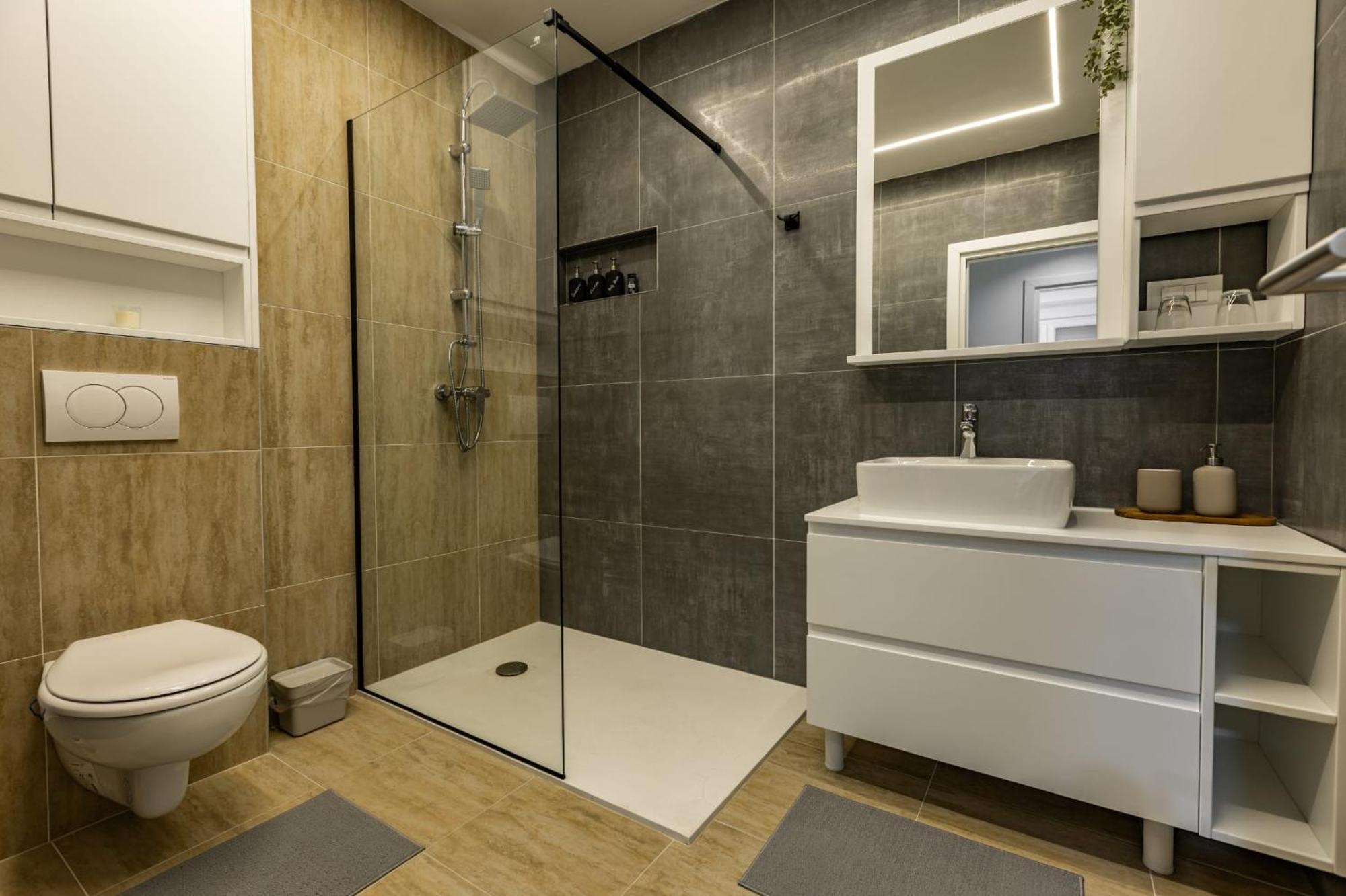 Apartman „Karolina” โนวากราดิชกา ภายนอก รูปภาพ