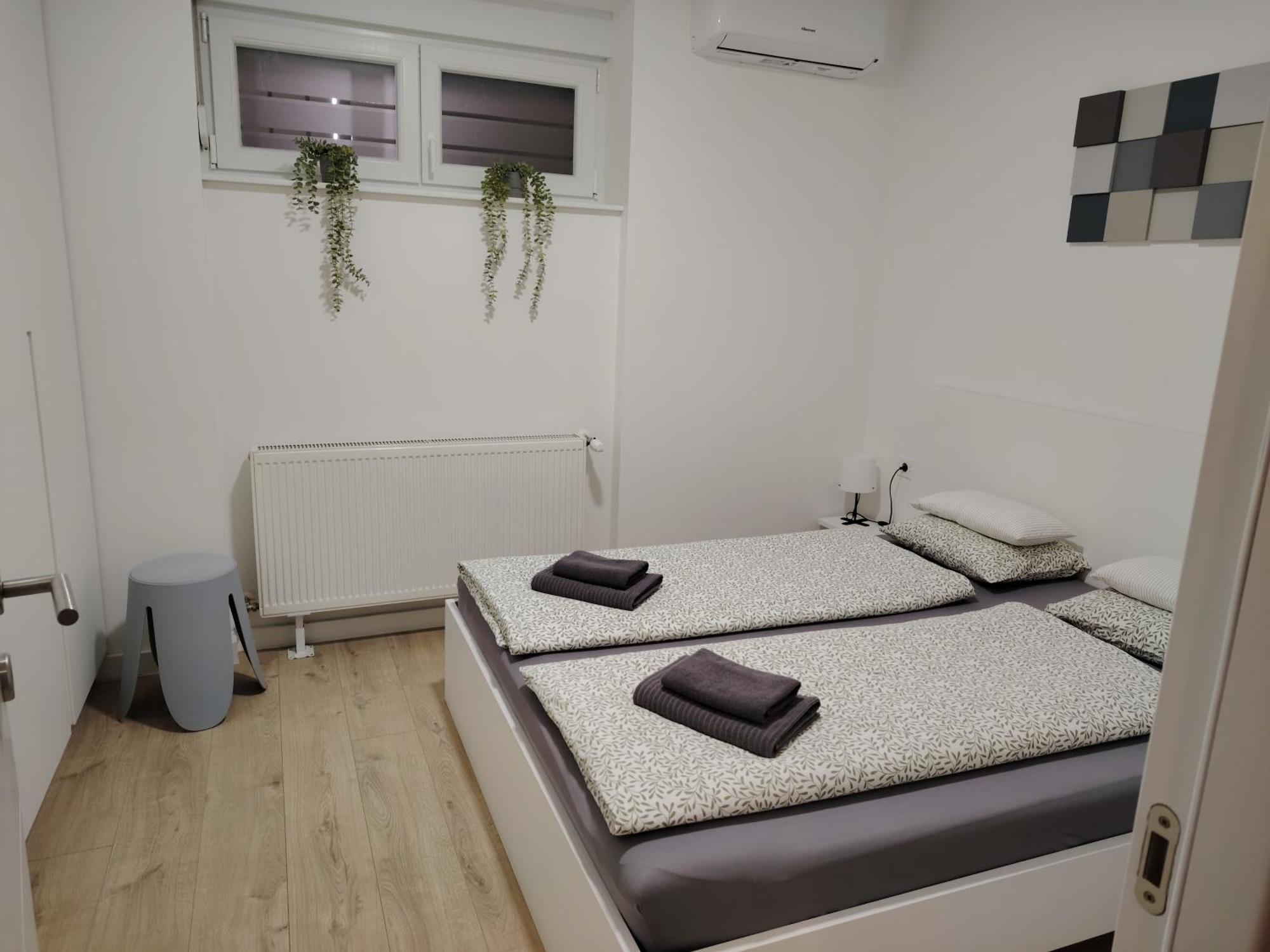 Apartman „Karolina” โนวากราดิชกา ภายนอก รูปภาพ